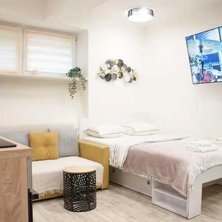 Eight Lamps 'N Floor Heating Appartement Zagreb Buitenkant foto